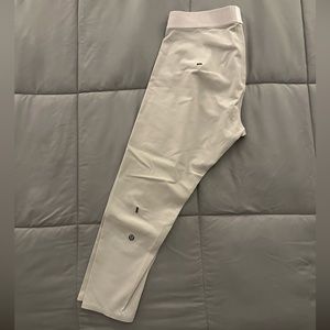 Lululemon License to Train Tight 21”